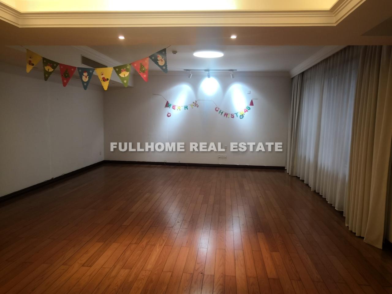 Skyline Mansion - 3 bedroom apartment in Shanghai, Lujiazui, Pudong