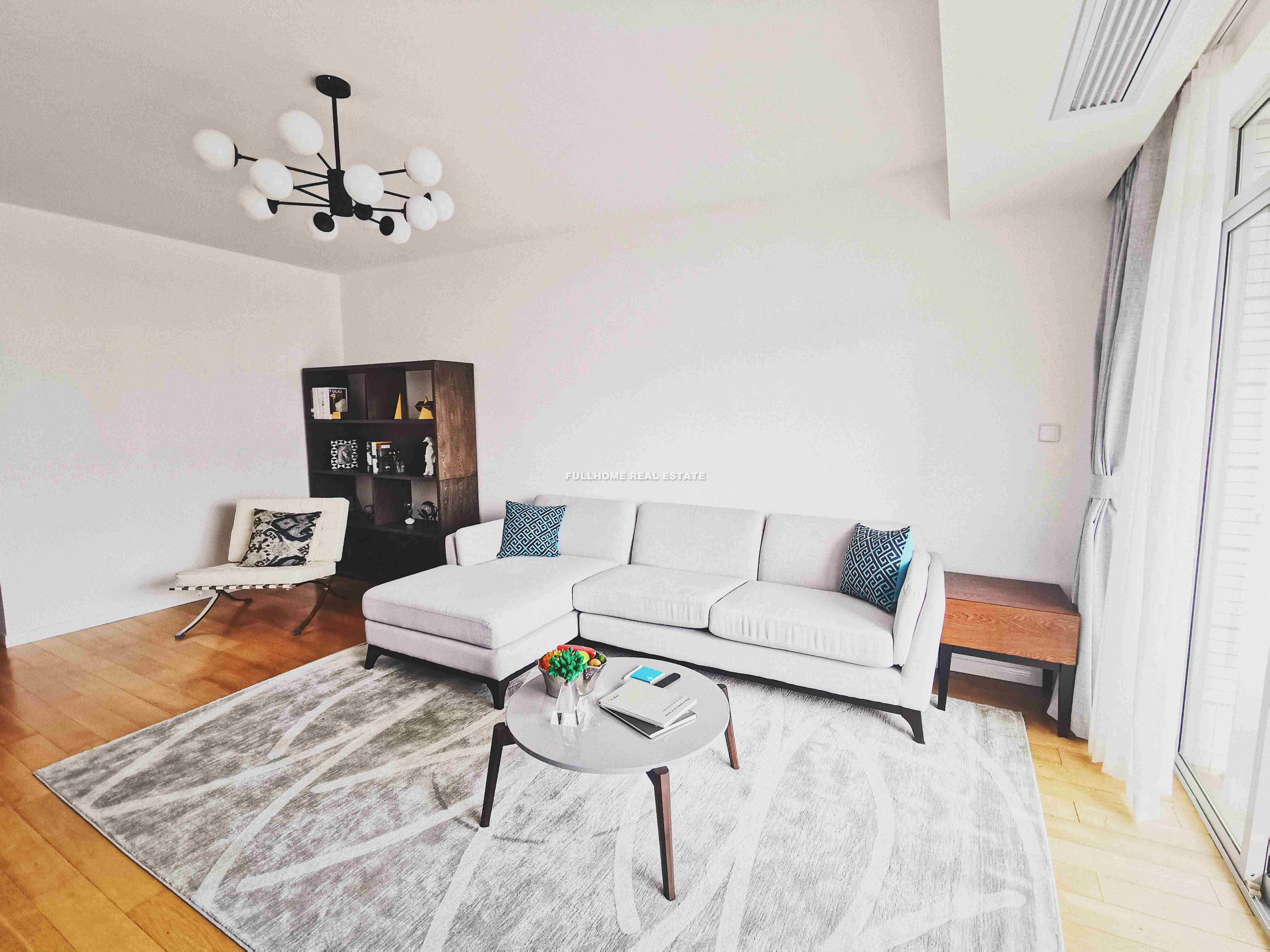 Fuyuanhui Ju - 3 bedroom apartment in Shanghai, Xujiahui, Downtown