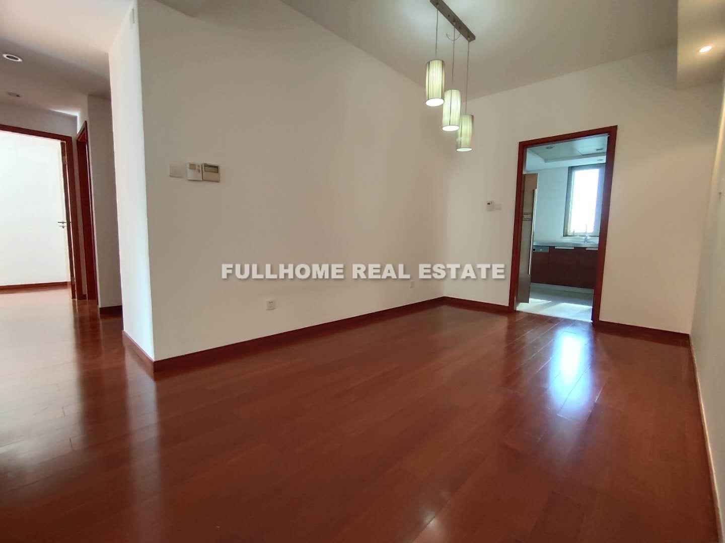 Yanlord Town - 4 bedroom apartment in Shanghai, Century Park and Lianyang, Pudong