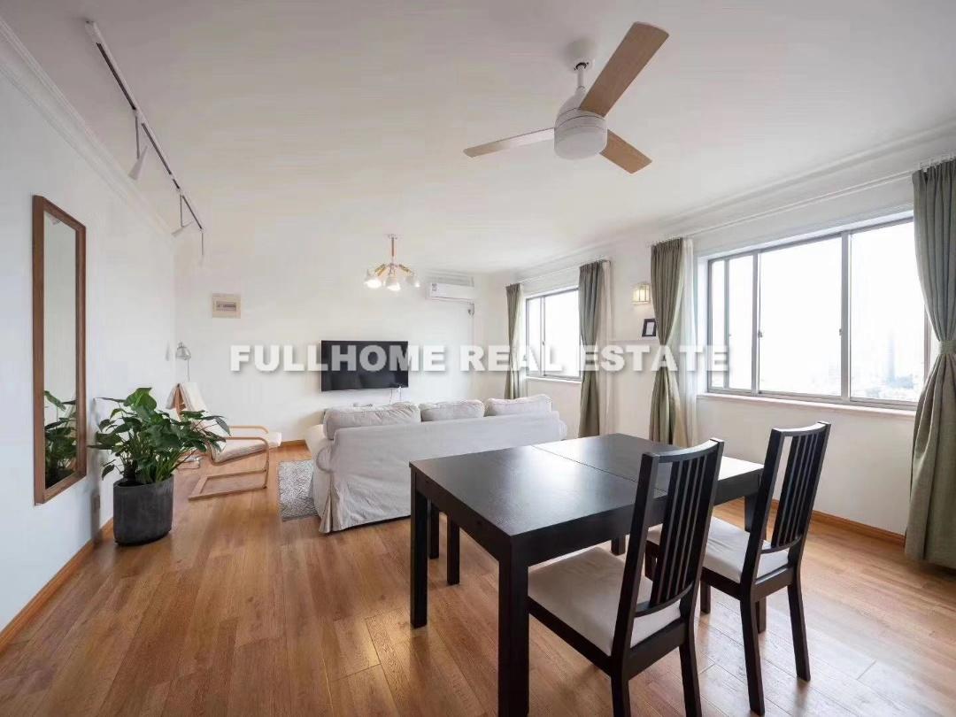 Nian Ping Hua Yuan - 3 bedroom apartment in Shanghai, , 