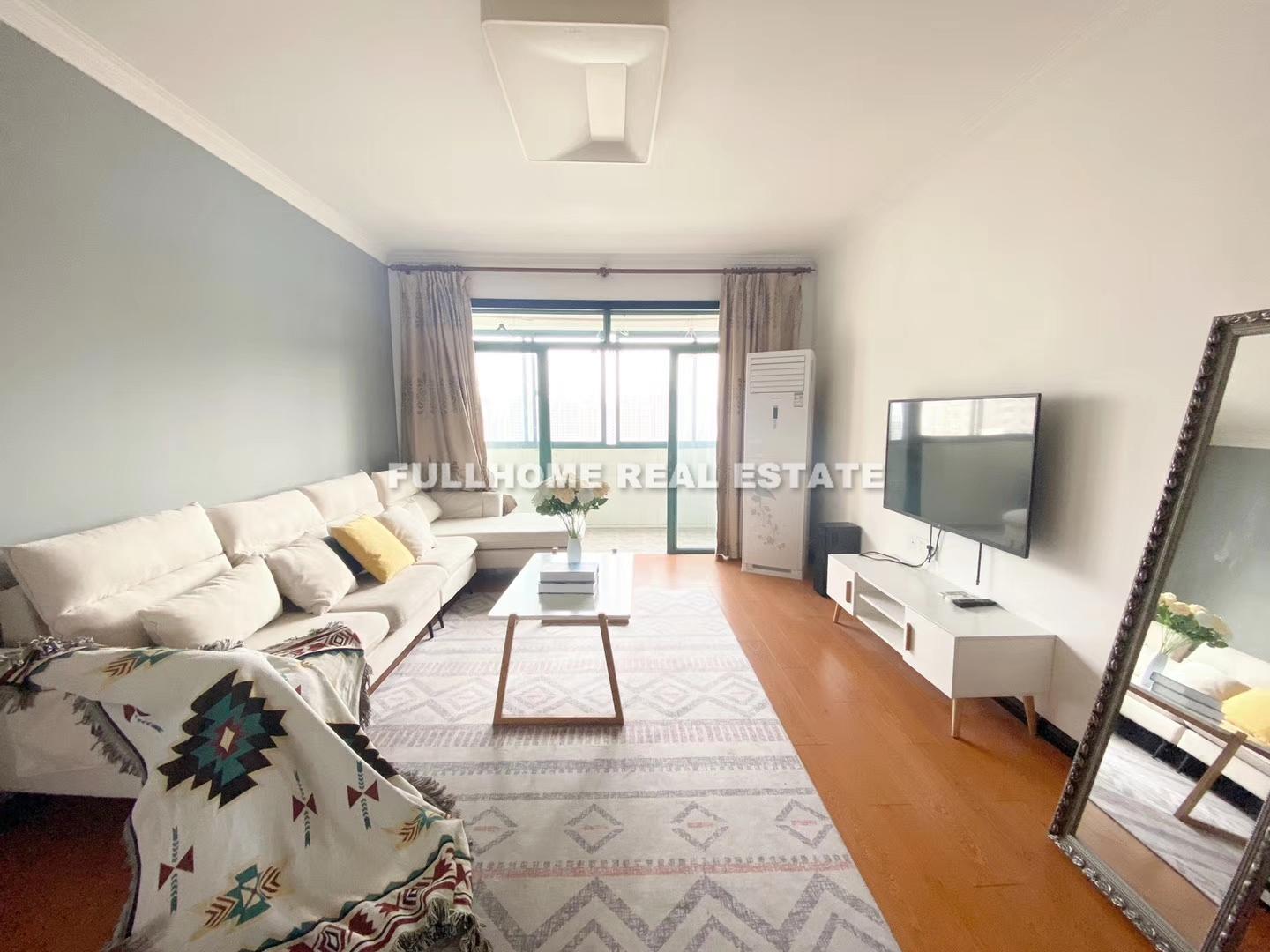 Same compound: Jinkai Garden, 2 bedrooms in Shanghai