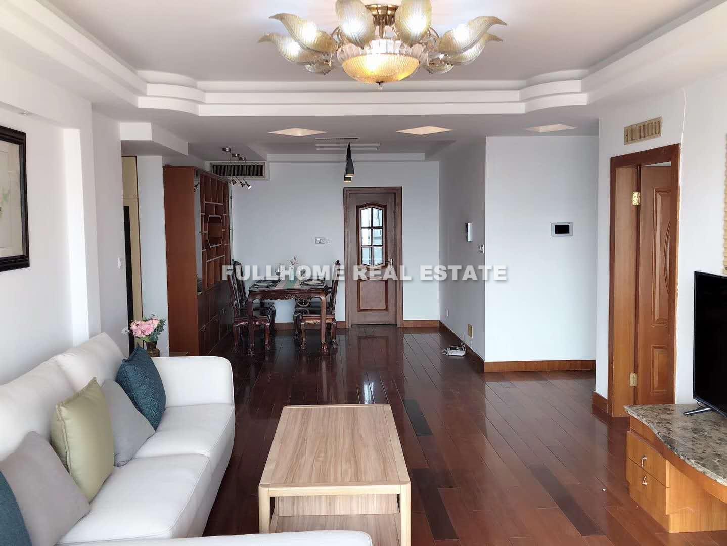Oriental Golden Gate Garden - 3 bedroom apartment in Shanghai, Downtown, Downtown