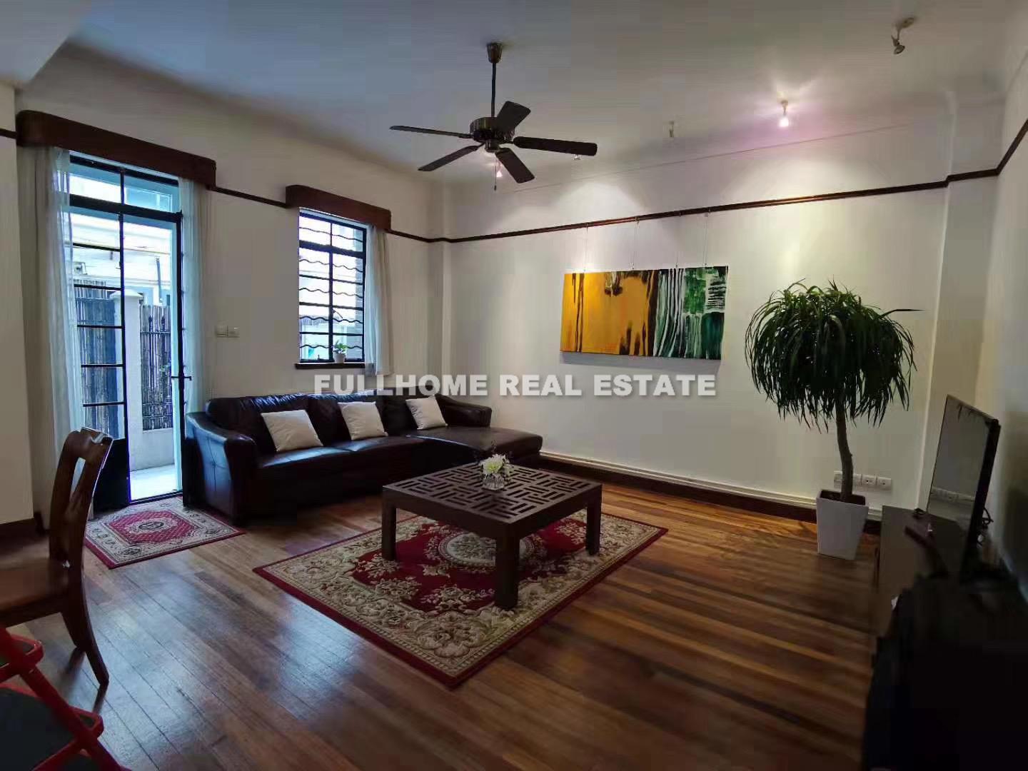 Lane 1-1000 Nanchang Road Old House - 4 bedroom apartment in Shanghai, FFC, Downtown