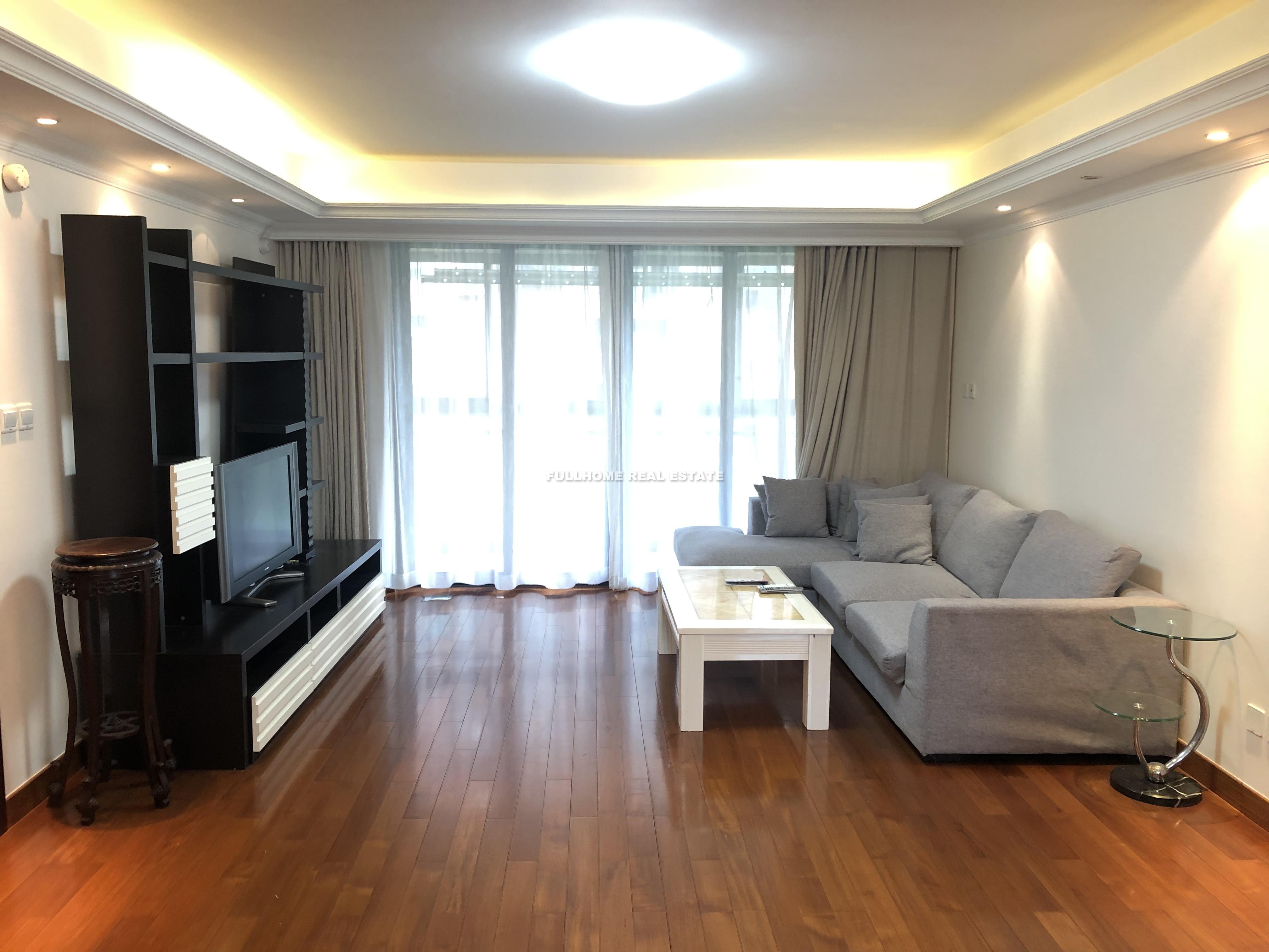 Gubei Qiangsheng Palace - 3 bedroom apartment in Shanghai, Gubei, Hongqiao