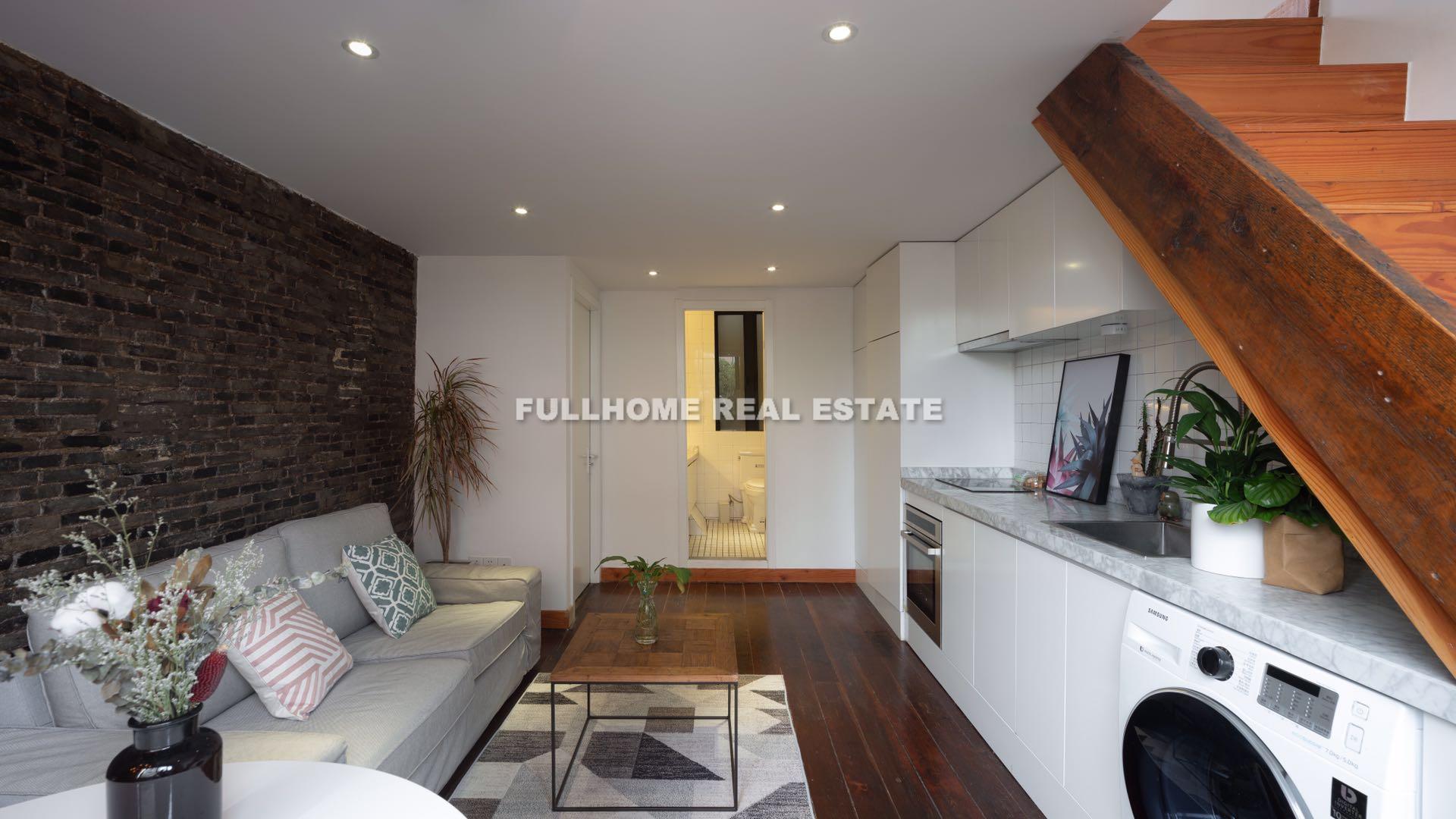 Lane 1-300 Jiashan Road Old House - 1 bedroom apartment in Shanghai, , 