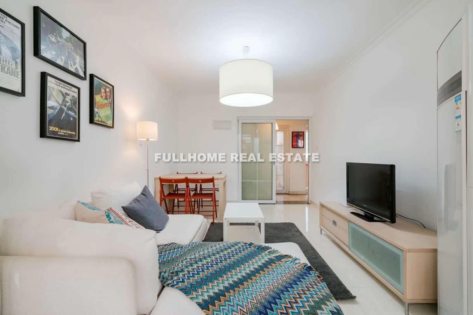 Lane1-500 Wuyuan Road Old House - 2 bedroom apartment in Shanghai, Xujiahui, Downtown