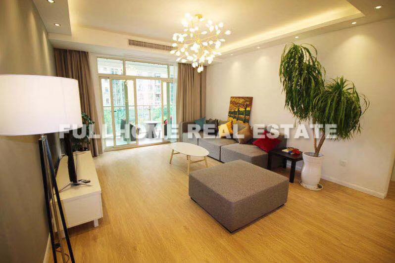 LaDoll International City - 4 bedroom apartment in Shanghai, Jing An, Downtown