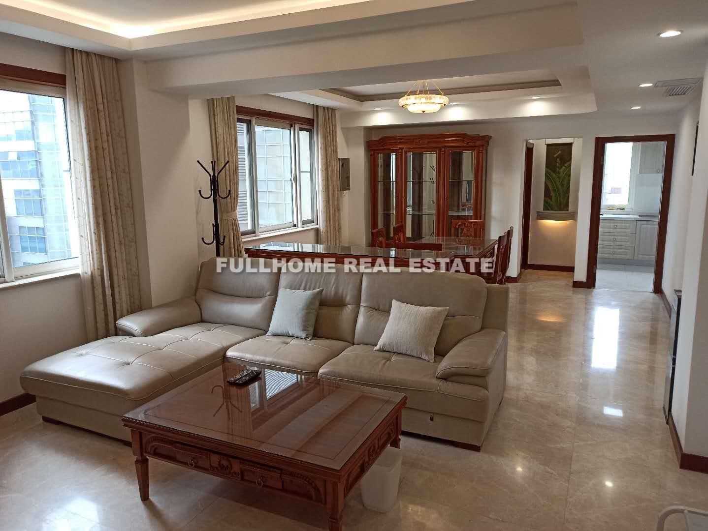 Zhongfu City Phase Ⅲ - 3 bedroom apartment in Shanghai, People Square, Downtown