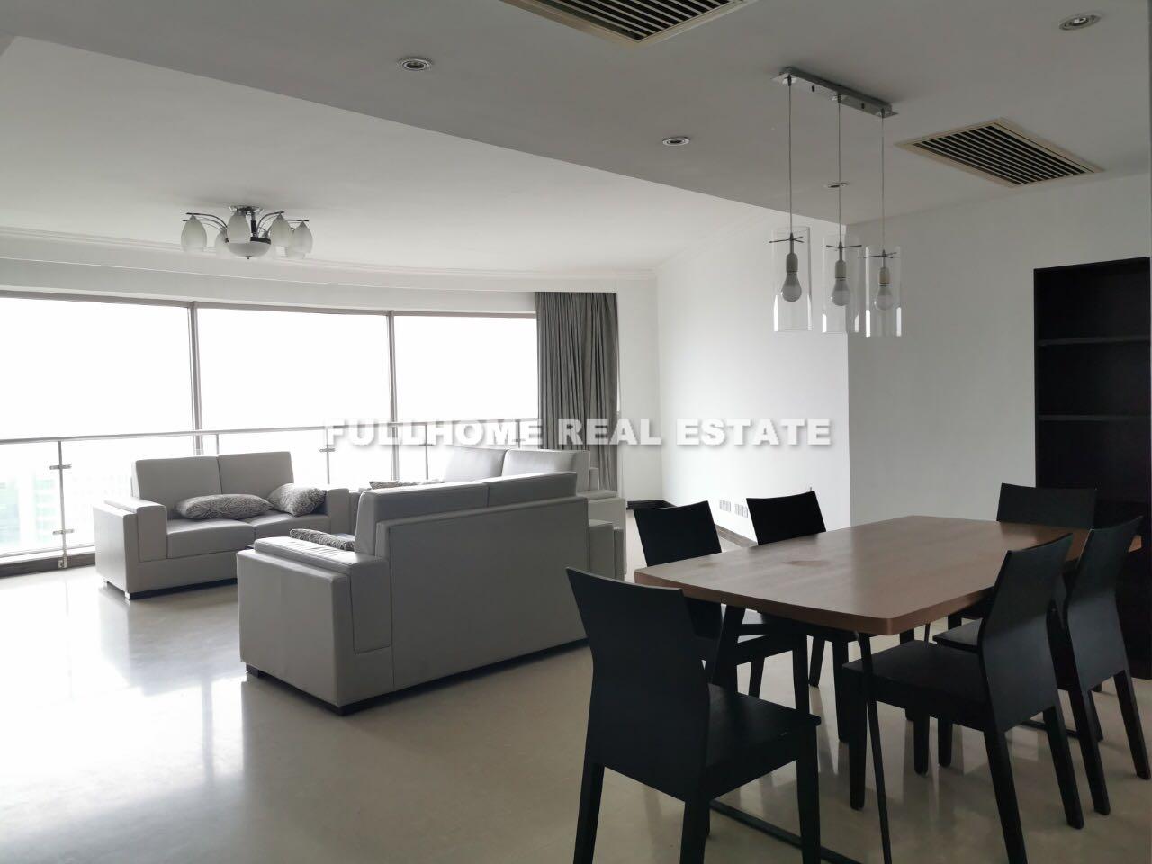 Shimao Riviera Garden - 3 bedroom apartment in Shanghai, Lujiazui, Pudong