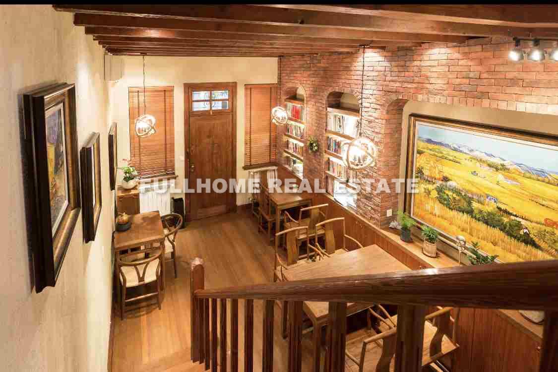 Lane 1-200 South Xiangyang Road Old House	 - 4 bedroom apartment in Shanghai, FFC, Downtown