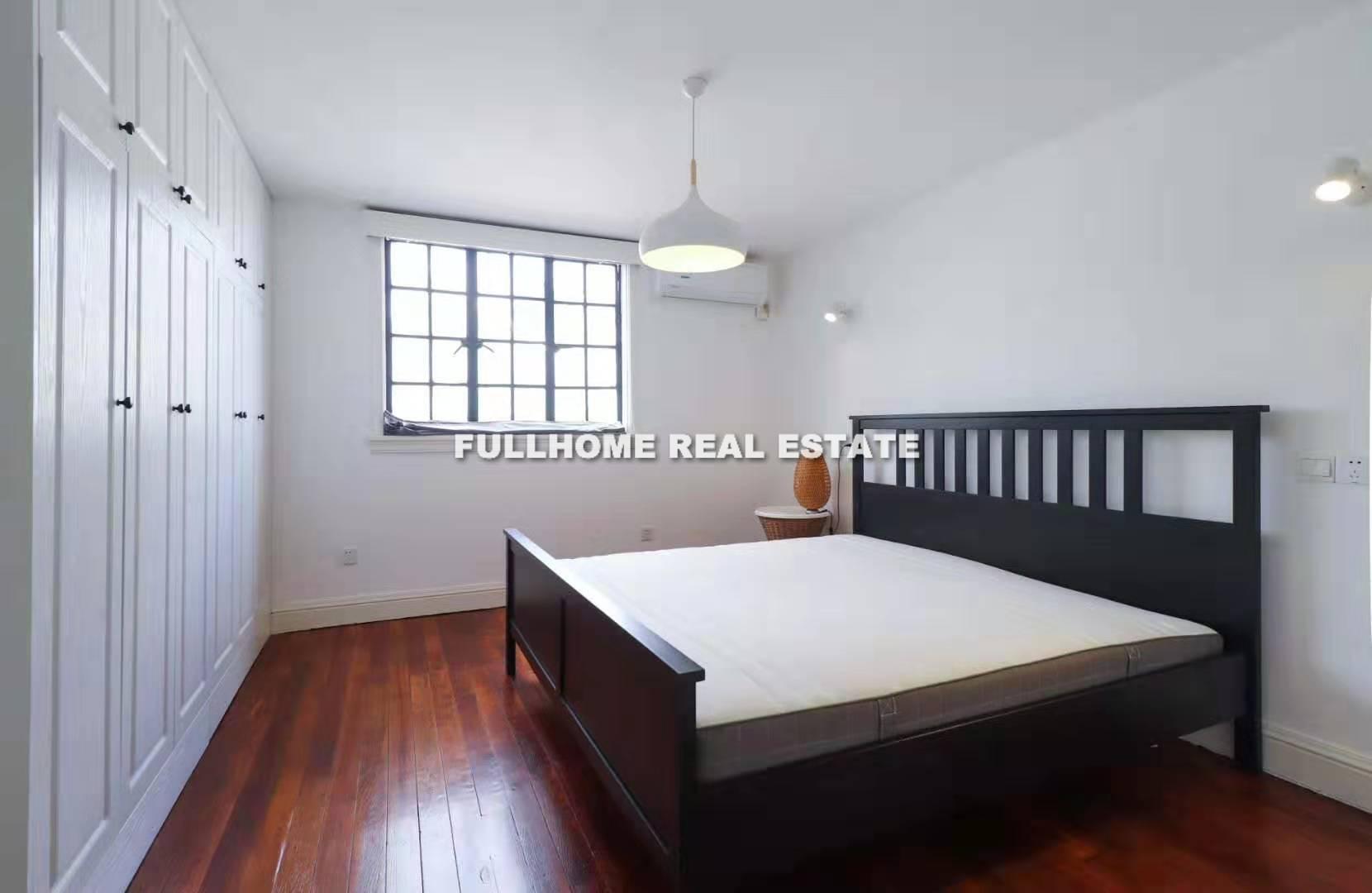 Lane 1000-1500 Xinzha Road Old House	 - Interior view 6, Shanghai rental property