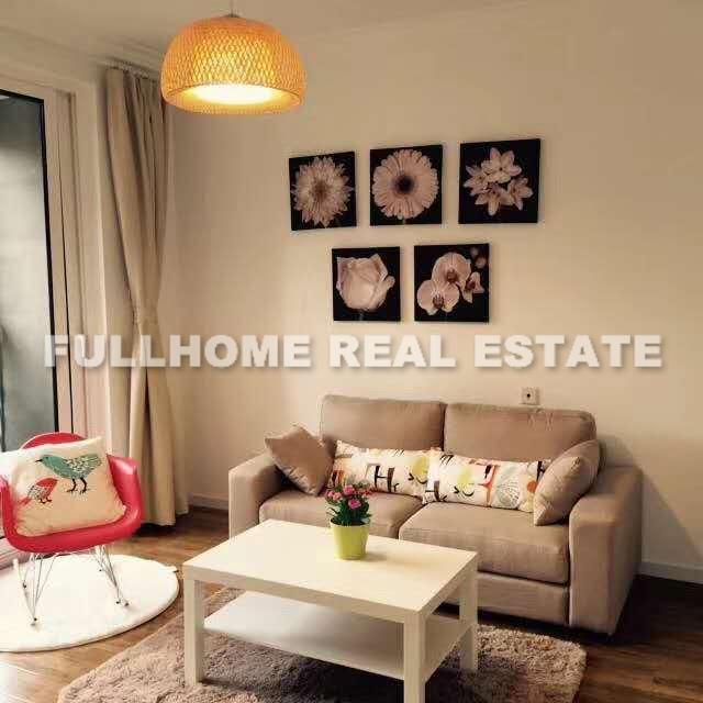 Same compound: Zhaoshang Huafu, 2 bedrooms in Shanghai