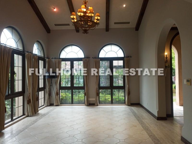 Rancho Santa Fe - 4 bedroom apartment in Shanghai, Minhang, Suburb