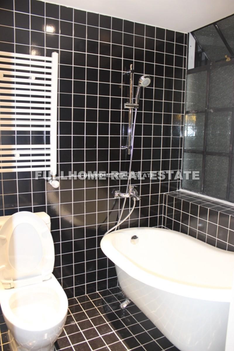 Lane 21 Wuxing Road Old House	 - Interior view 4, Shanghai rental property