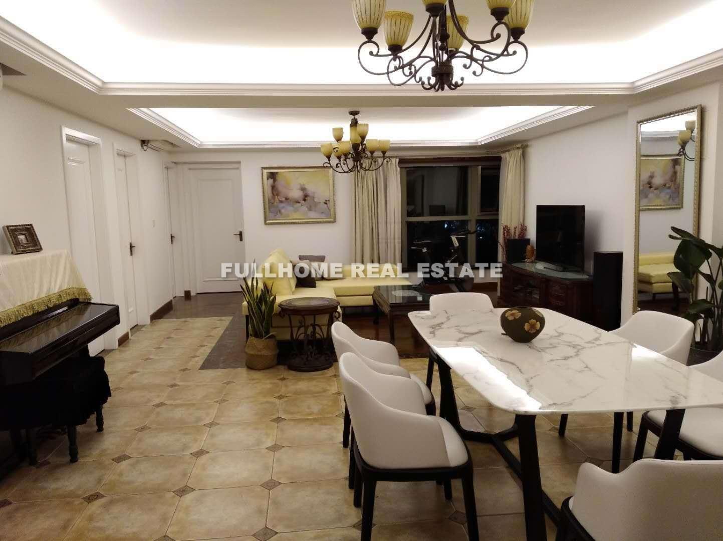 8 Park Avenue - 3 bedroom apartment in Shanghai, Jing An, Downtown