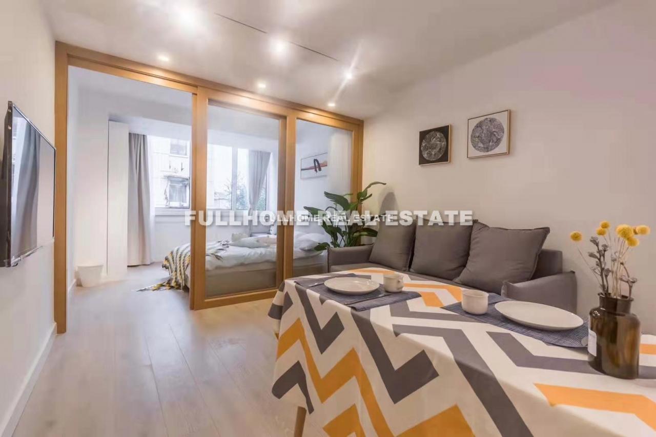 No.2 Middle Fuxing Road Old House	 - 2 bedroom apartment in Shanghai, FFC, Downtown