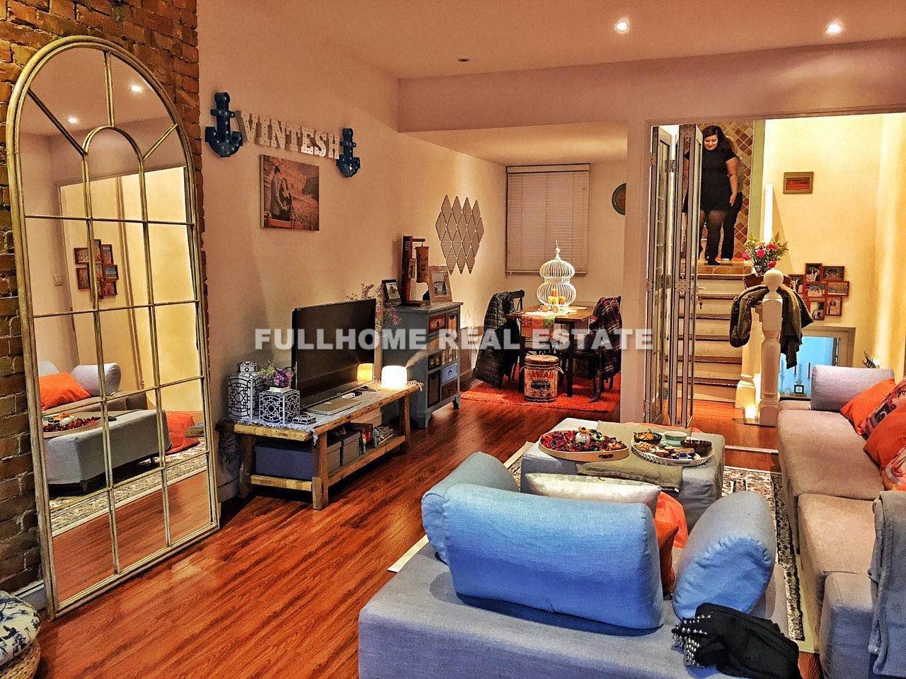 Same compound: Huayuan Fang, 2 bedrooms in Shanghai