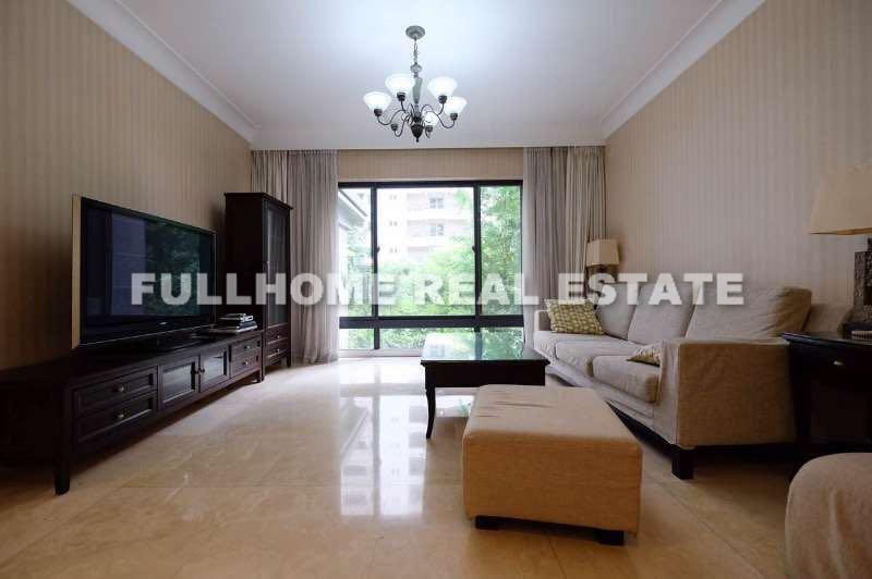 City Castle - 3 bedroom apartment in Shanghai, Jing An, Downtown