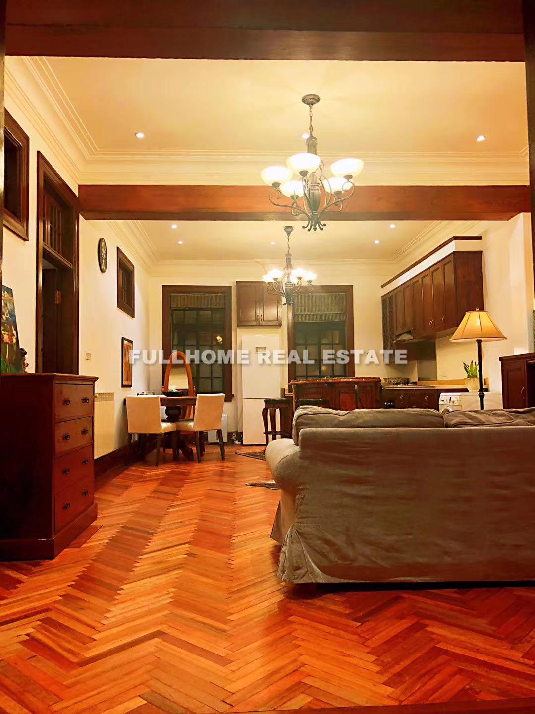 Same compound: Chongqing Apartment, 2 bedrooms in Shanghai
