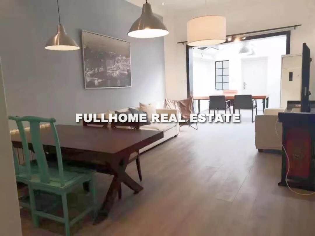 Lane 1-200 West Jianguo Road Old House - 3 bedroom apartment in Shanghai, FFC, Downtown