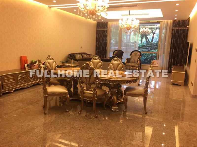 Vanke Wu Jie Fang - 4 bedroom apartment in Shanghai, Kangqiao, Pudong