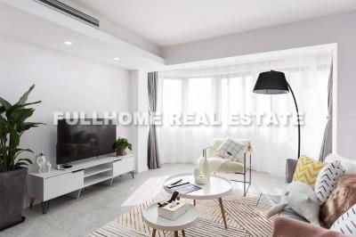Same compound: Mingdu Apartment, 4 bedrooms in Shanghai