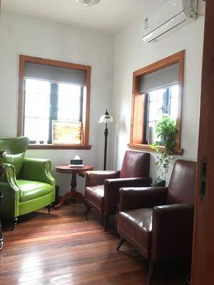 Lane 1-100 Fenyang Road Old House - Interior view 6, Shanghai rental property