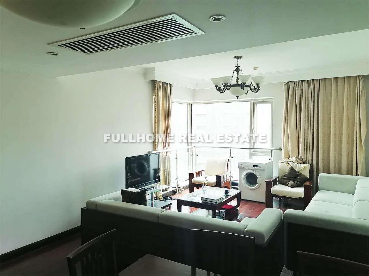 Shimao Riviera Garden - 1 bedroom apartment in Shanghai, Lujiazui, Pudong