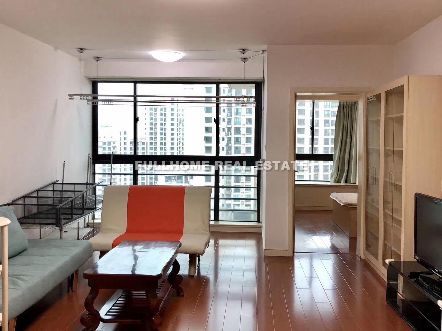 Zhong Yuan Liang Wan Cheng - 2 bedroom apartment in Shanghai, Putuo, Downtown