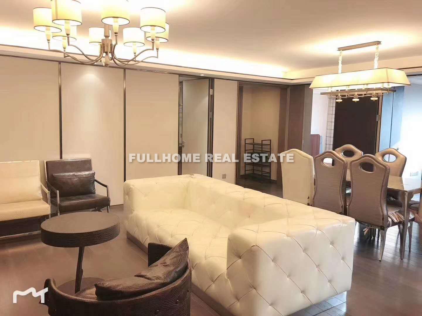 Yinyi Mingyue Apartment - 3 bedroom apartment in Shanghai, , 