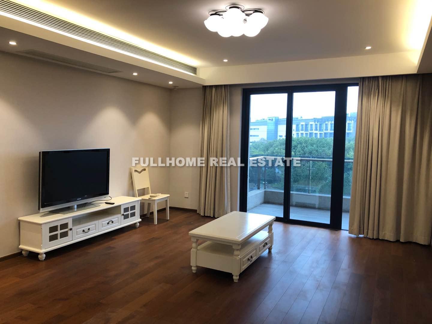 Hongqiao Rongjing - 3 bedroom apartment in Shanghai, Qingpu, Suburb