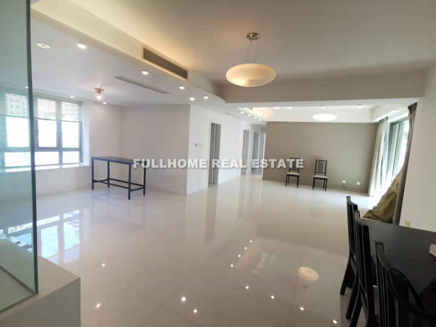 Jing An Four Seasons - 4 bedroom apartment in Shanghai, Jing An, Downtown