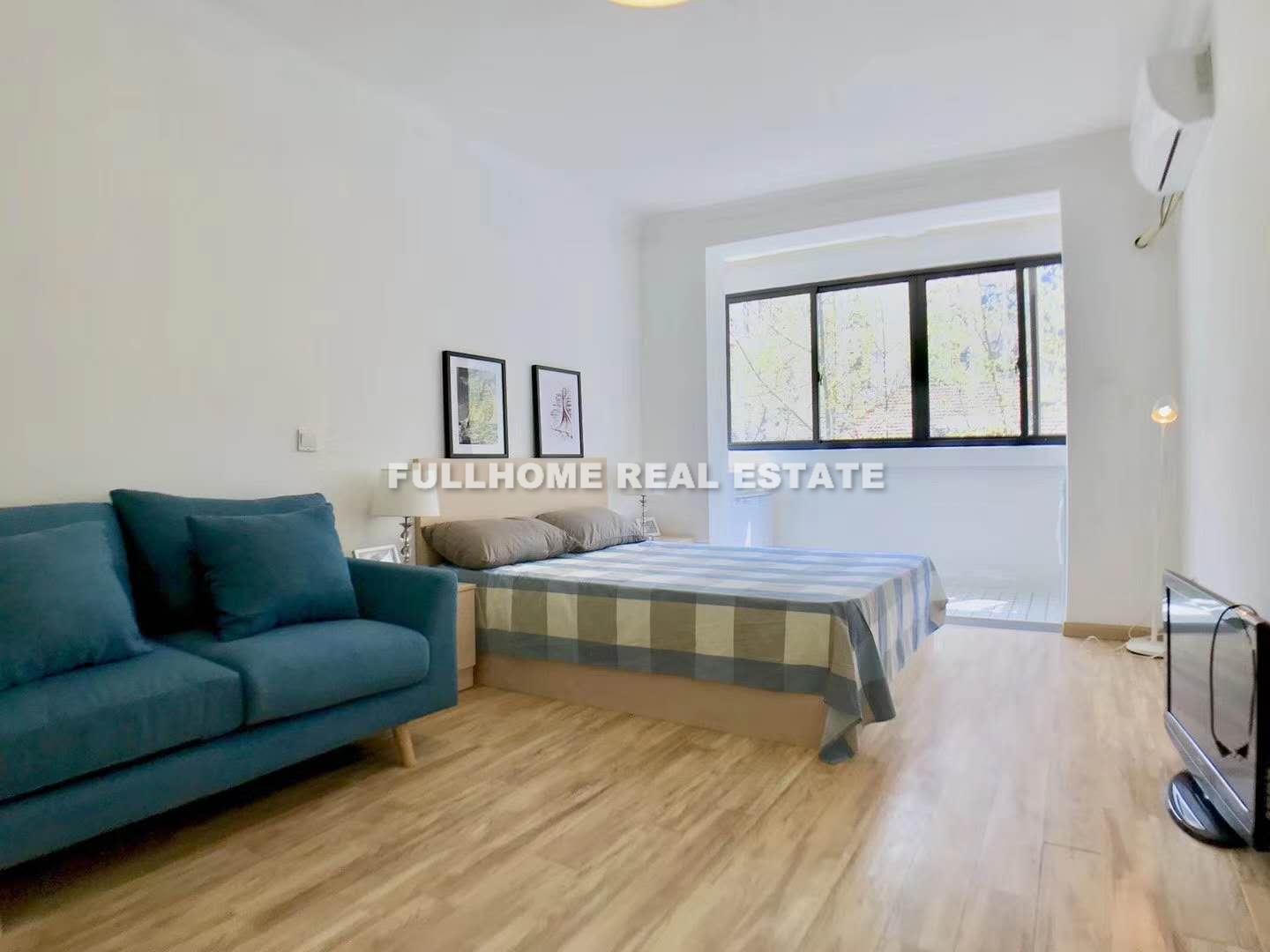 Youyi Cun - 2 bedroom apartment in Shanghai, Jing An, Downtown