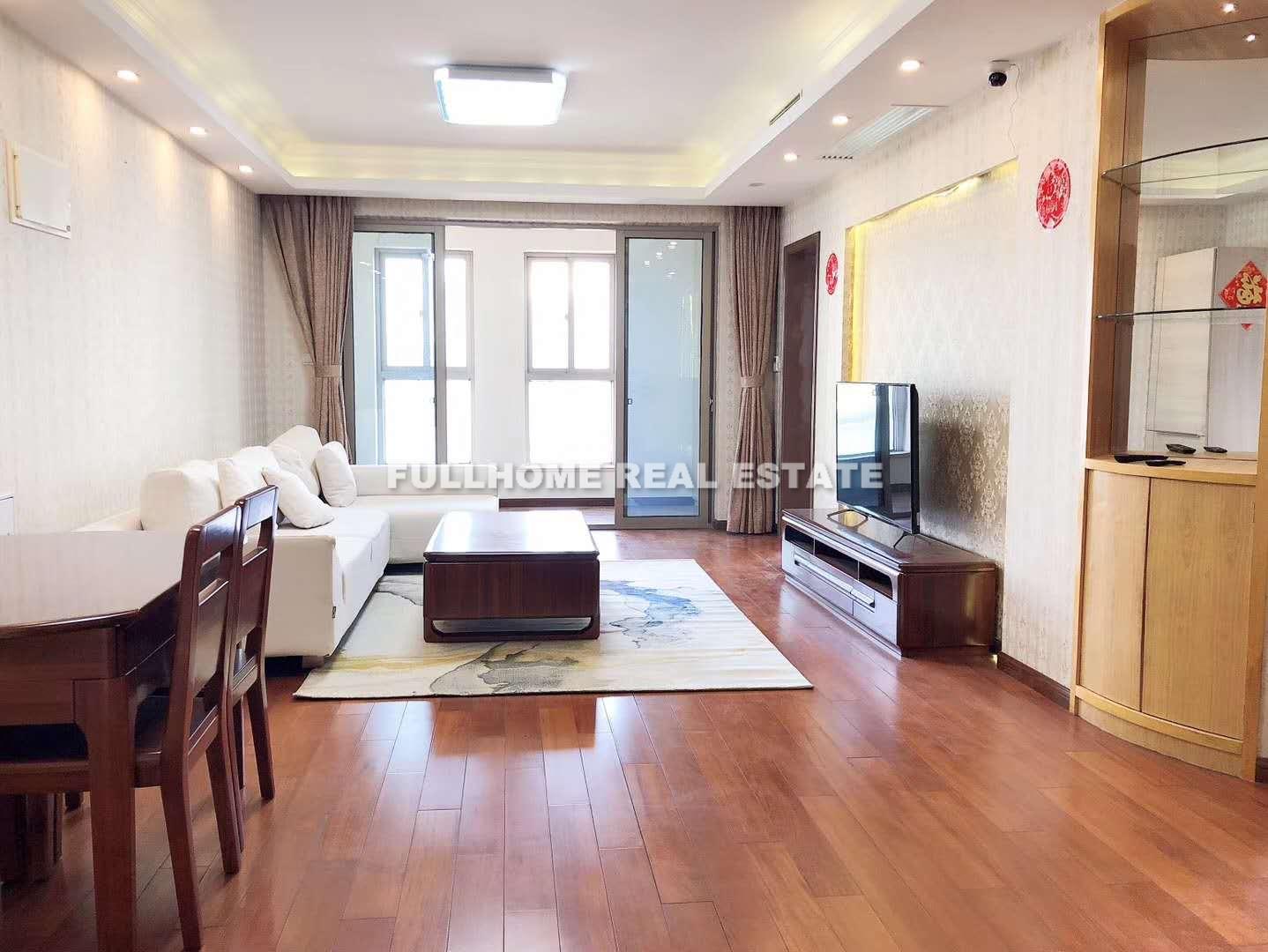 Shanghai Bay - 2 bedroom apartment in Shanghai, Xujiahui, Downtown