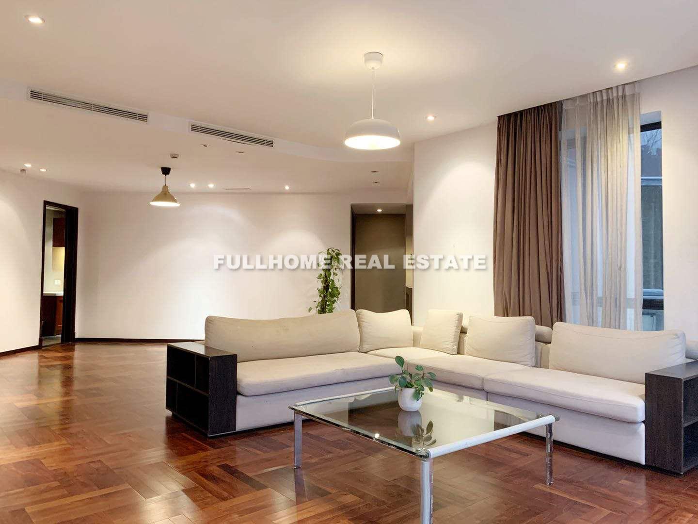 Belgravia - 4 bedroom apartment in Shanghai, Jing An, Downtown