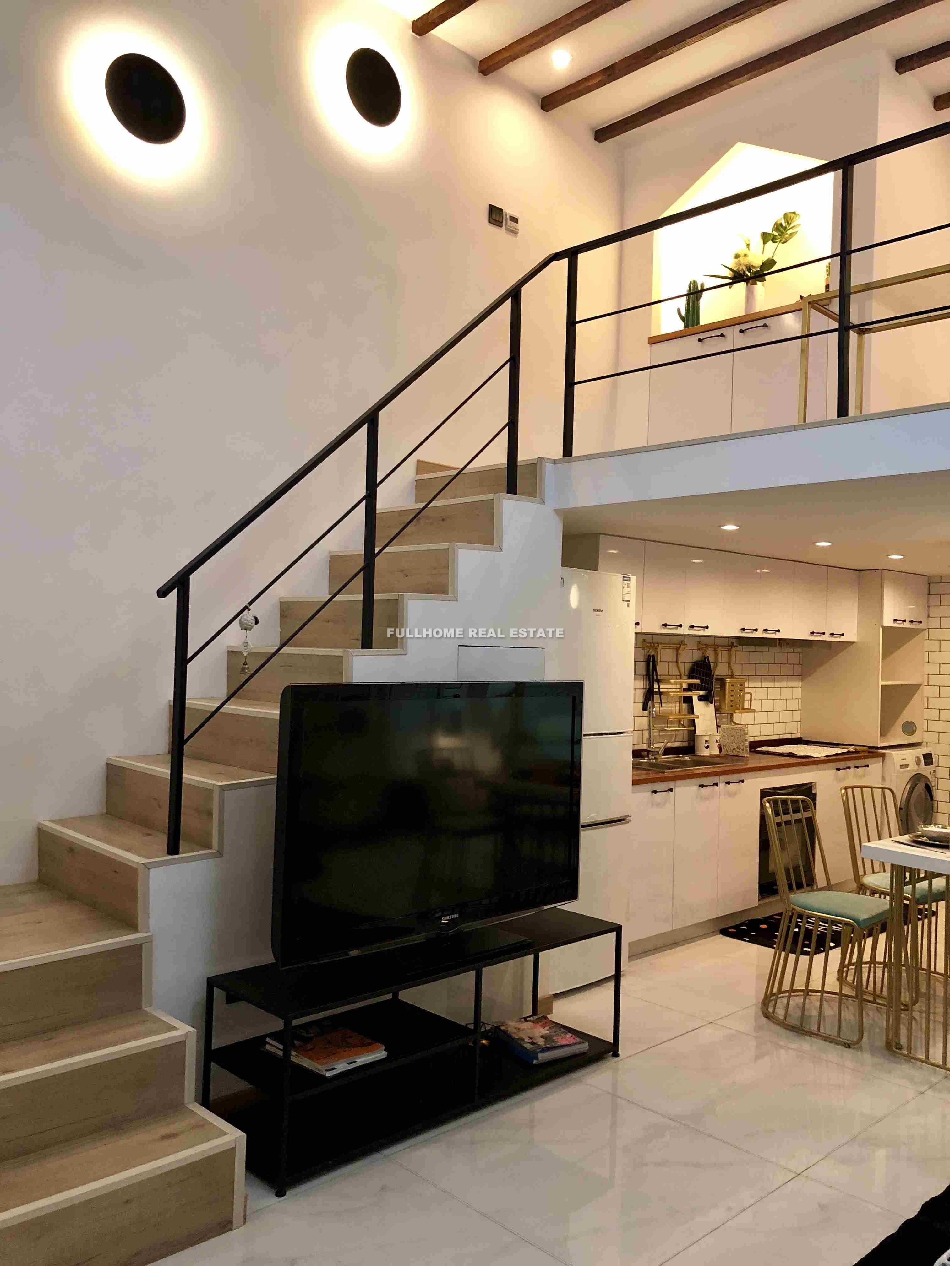 Lane 1-1000 Weihai Road Old House - Interior view 5, Shanghai rental property