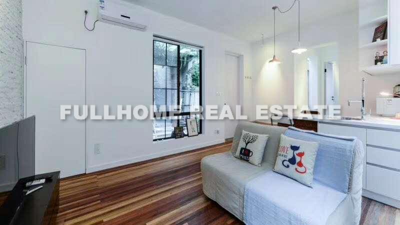 Lane 1-200 West Jianguo Road Old House - 2 bedroom apartment in Shanghai, FFC, Downtown