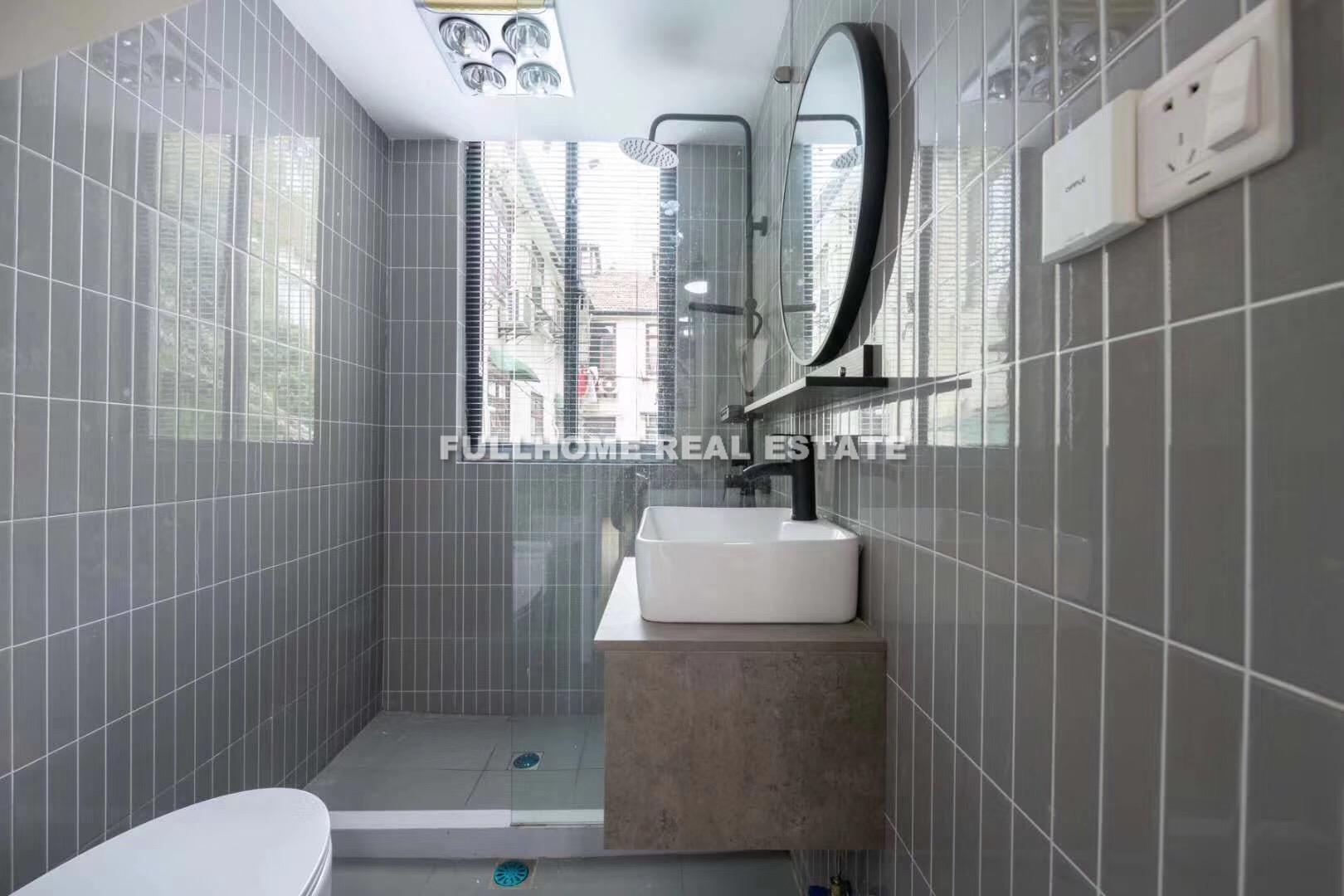 Lane 1-400 Julu Road Old House	 - Interior view 9, Shanghai rental property