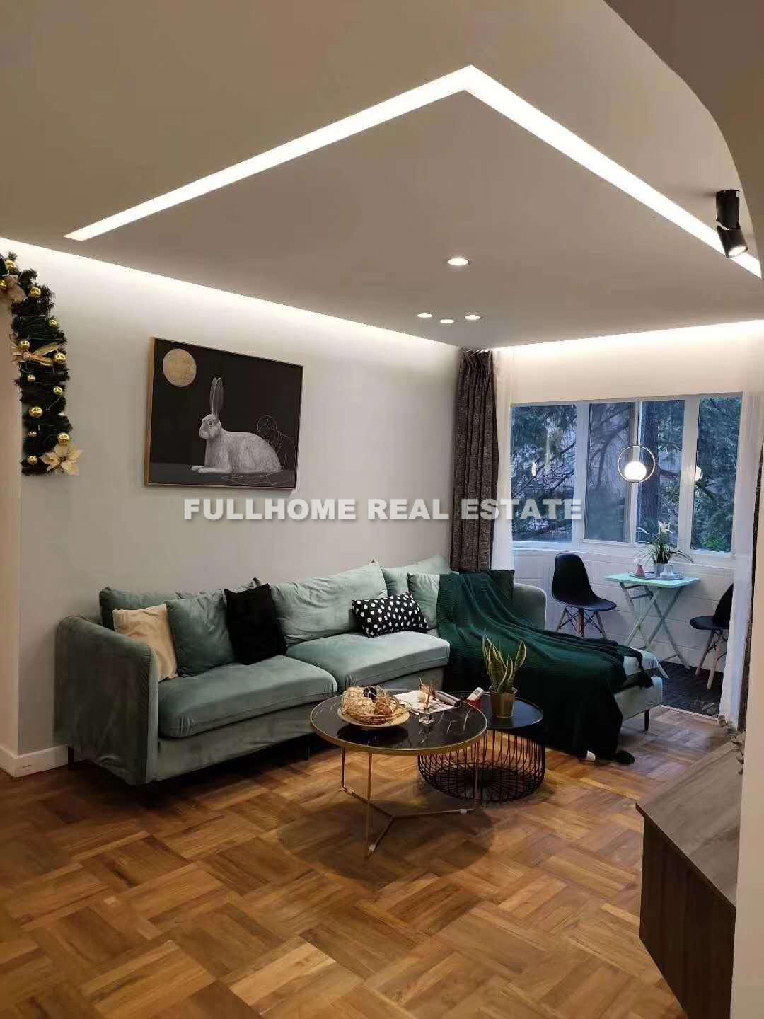 Haihua Garden - 3 bedroom apartment in Shanghai, Downtown, Downtown