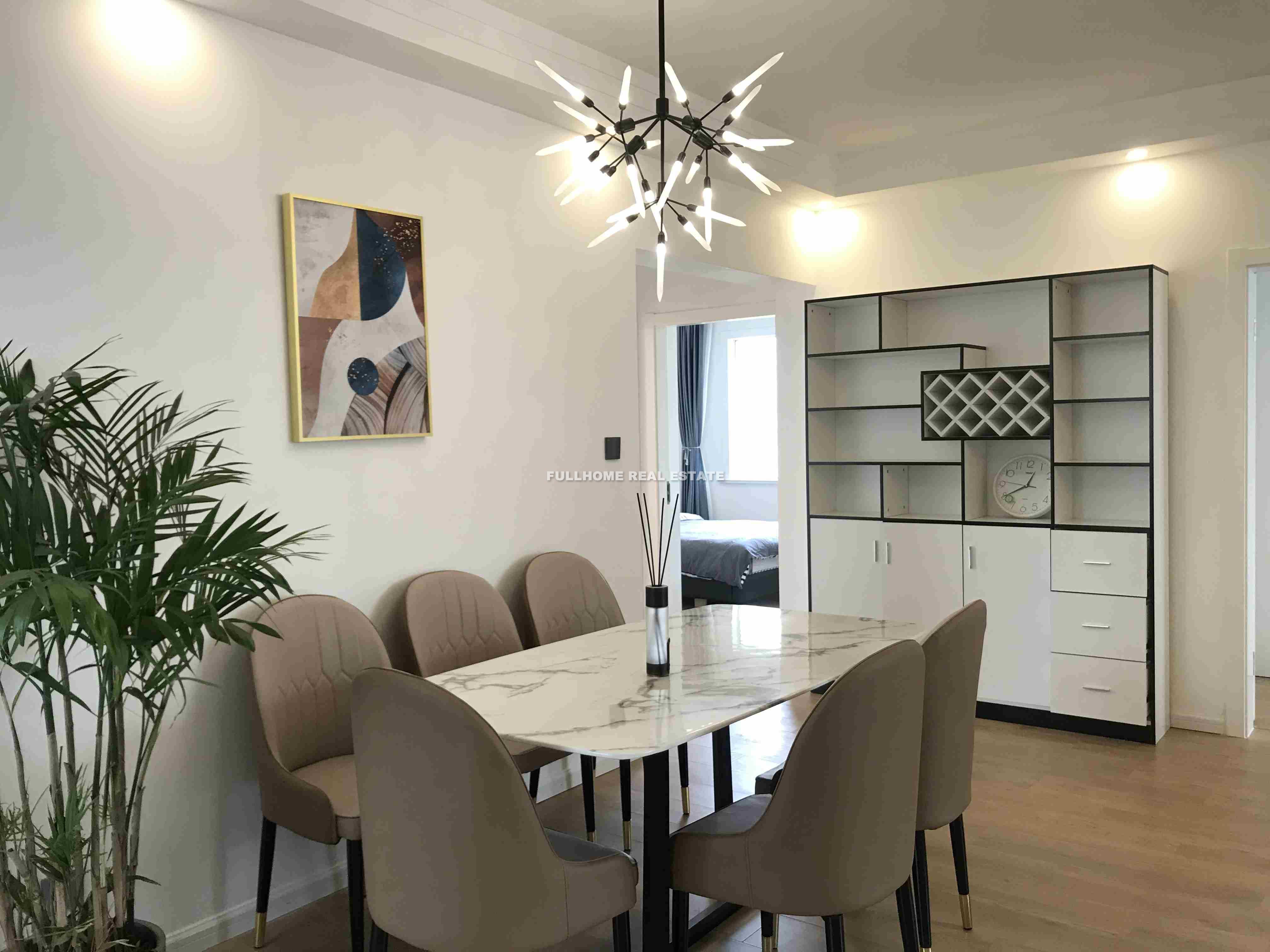 Nanxin Apartment - 3 bedroom apartment in Shanghai, Xujiahui, Downtown