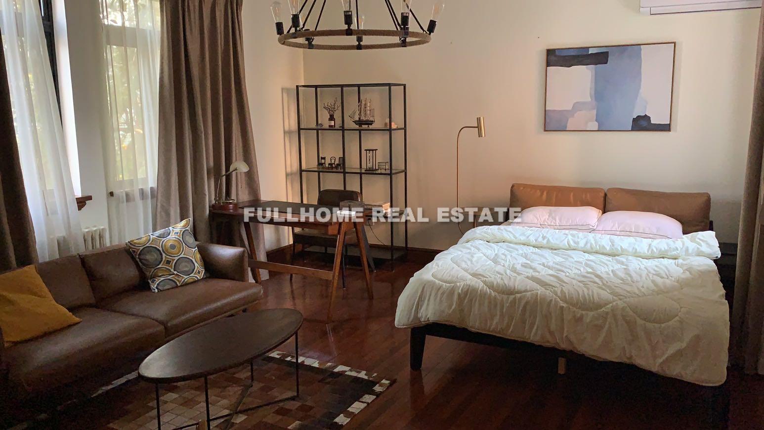 Lane 15 Middle Wulumuqi Old House	 - Interior view 7, Shanghai rental property