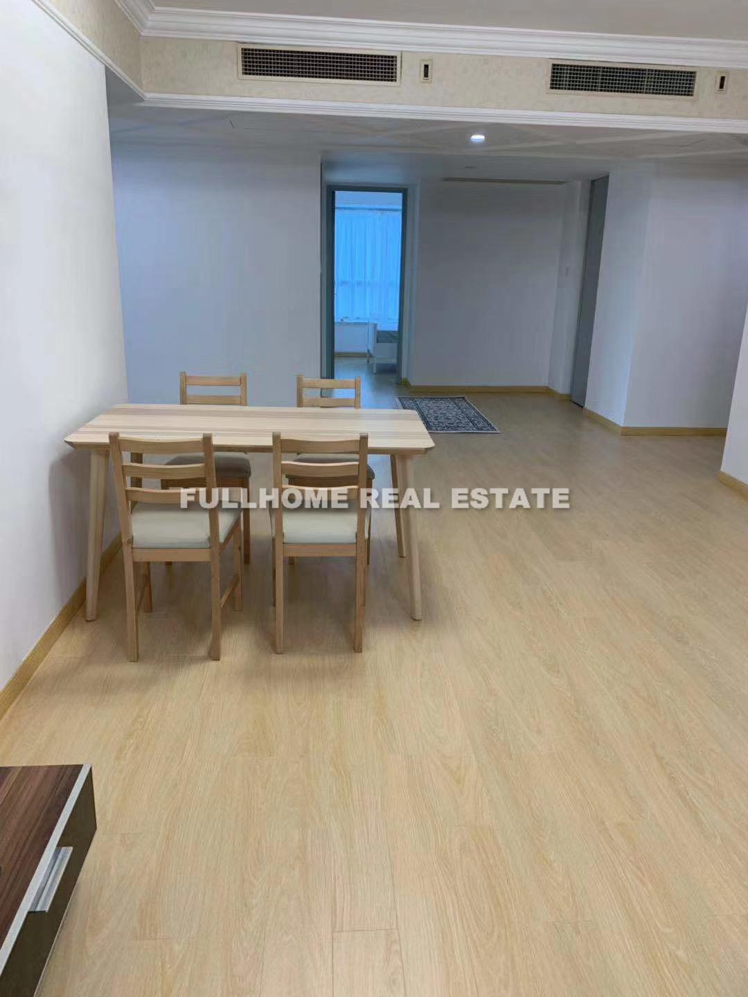 8 Park Avenue - 3 bedroom apartment in Shanghai, Jing An, Downtown