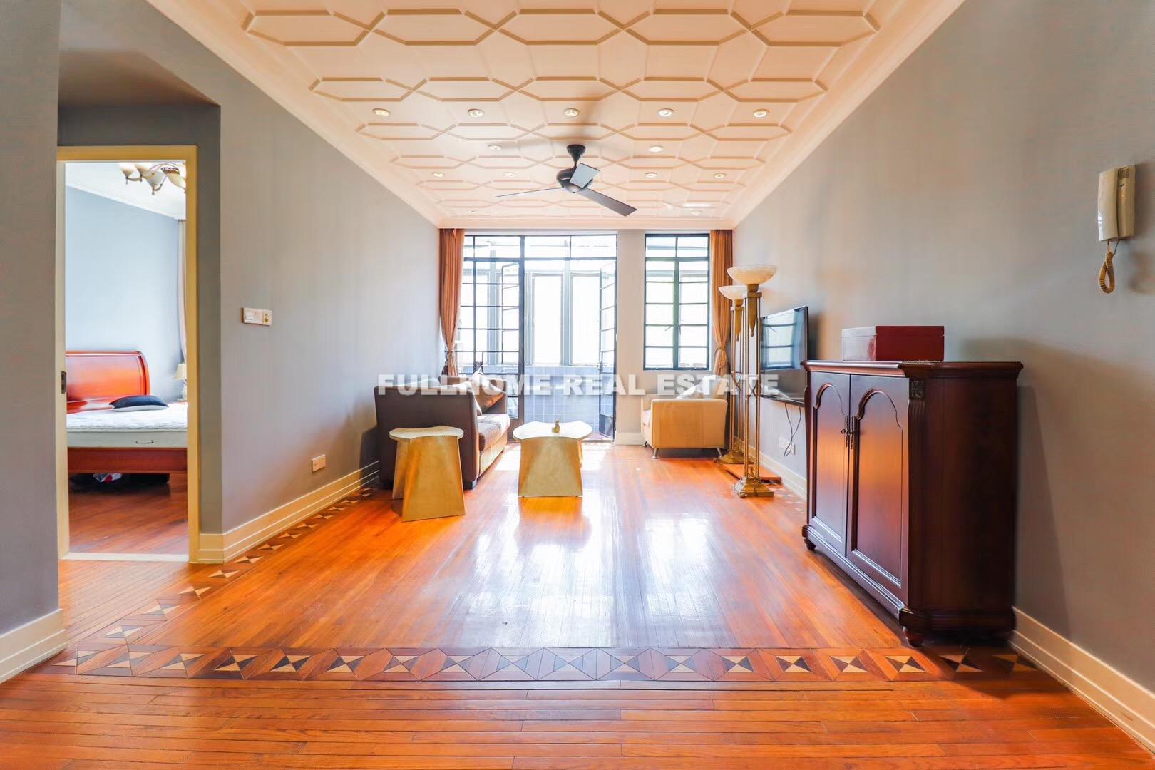 Same compound: Georgia Apartment, 2 bedrooms in Shanghai