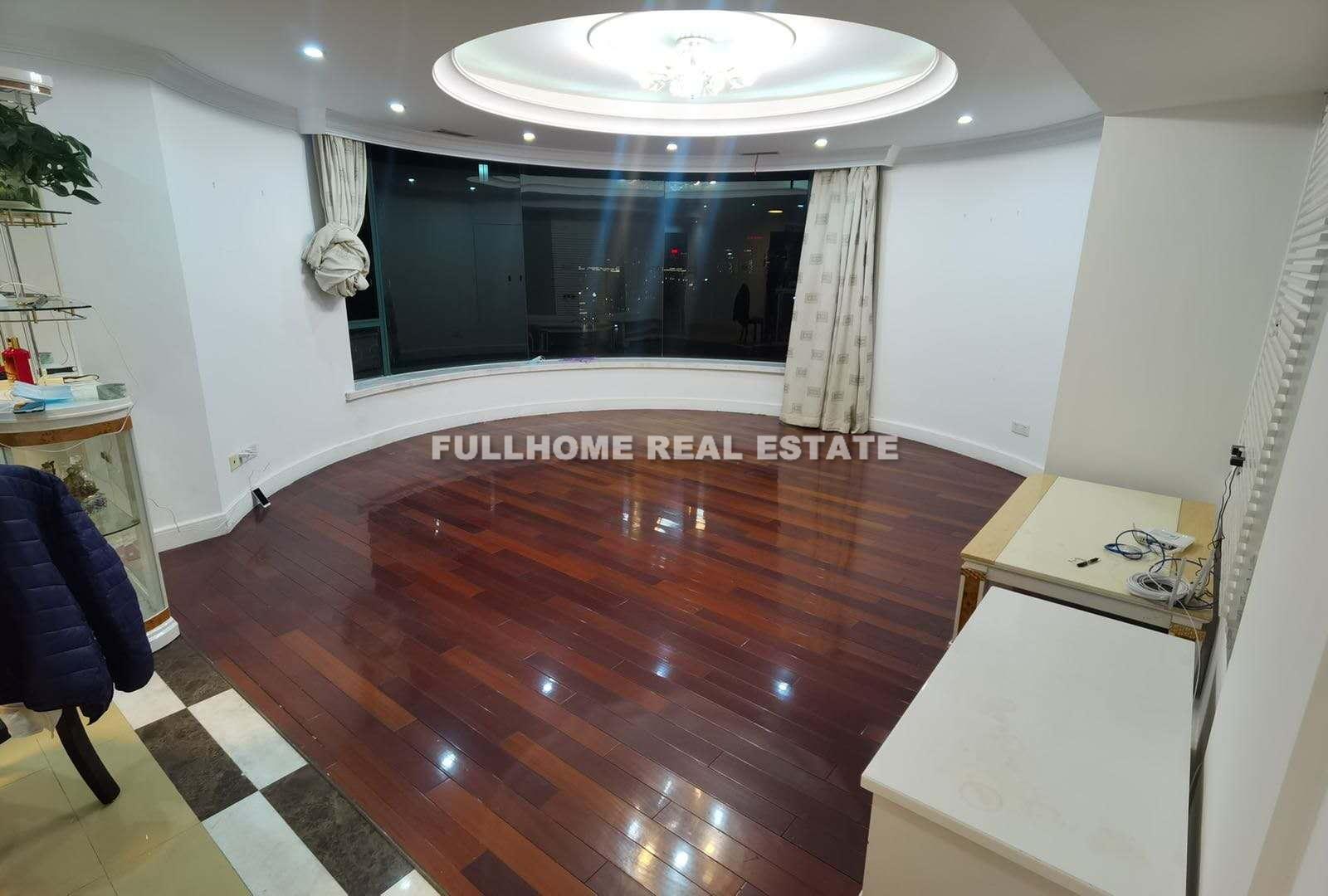 Hai Qi Yuan (The Bund) - 3 bedroom apartment in Shanghai, People Square, Downtown
