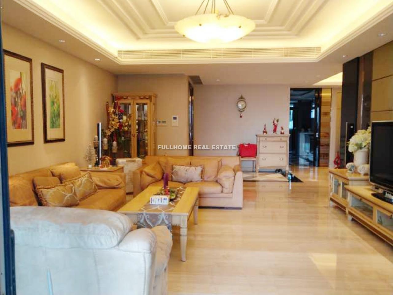 Same compound: The Riviera, 4 bedrooms in Guangzhou