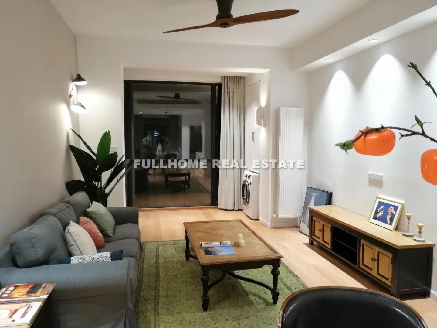 Dong Hai Garden - 2 bedroom apartment in Shanghai, Jing An, Downtown