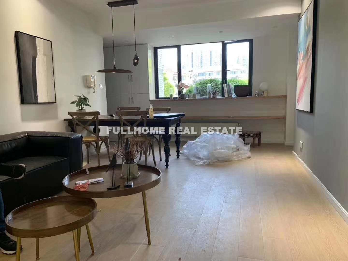 Same compound: Ding Xiang Garden Apartments, 4 bedrooms in Shanghai