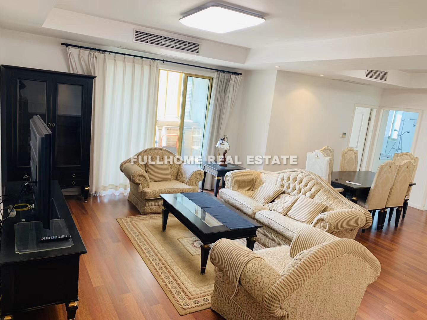 Shanghai Park Avenue - 3 bedroom apartment in Shanghai, Hongqiao, Hongqiao