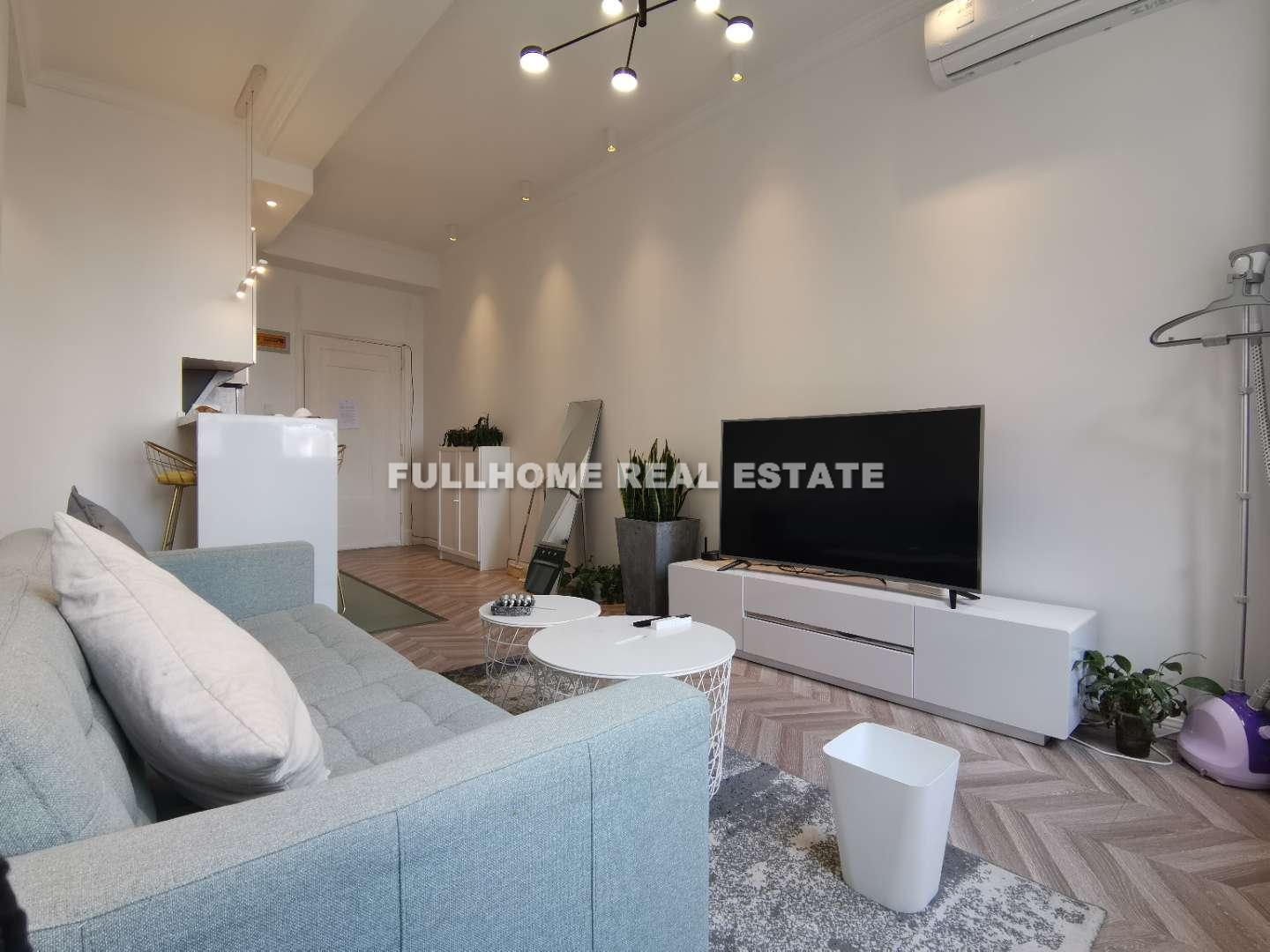 Same compound: Fuzhou Building, 1 bedrooms in Shanghai