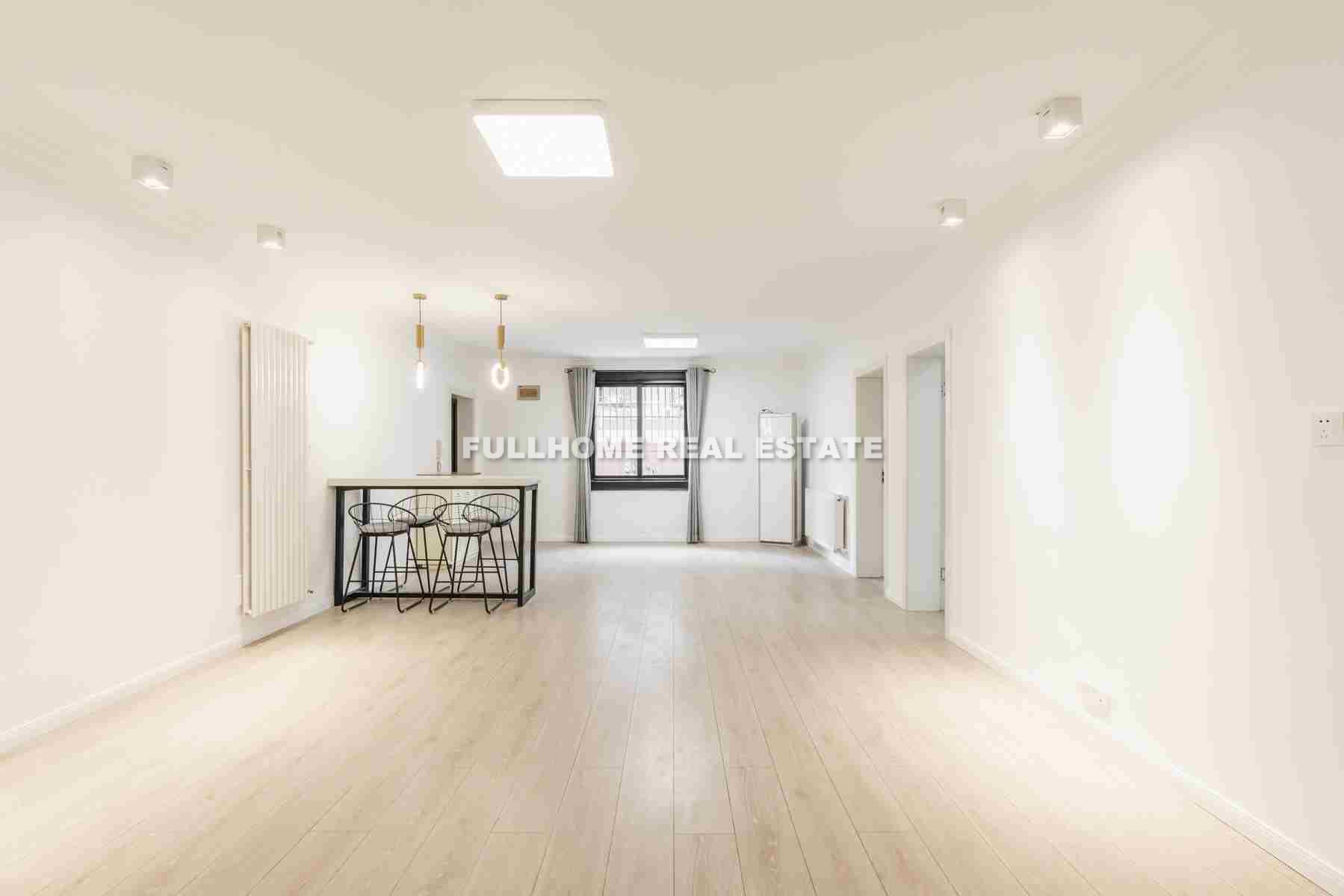 Clove Apartment - 3 bedroom apartment in Shanghai, Jing An, Downtown